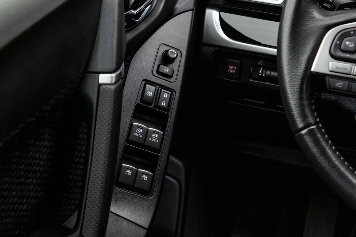 2.0 CVT AWD Luxury Plus | Eyesight | Trekhaak | Adaptive cruise control |