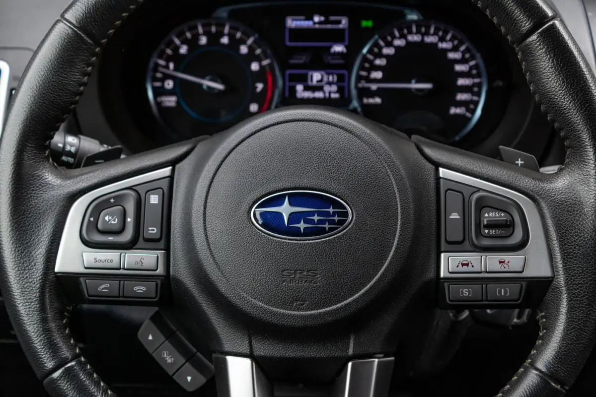 2.0 CVT AWD Luxury Plus | Eyesight | Trekhaak | Adaptive cruise control |