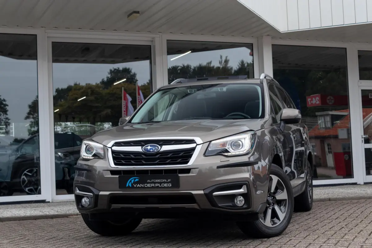 2.0 CVT AWD Luxury Plus | Eyesight | Trekhaak | Adaptive cruise control |