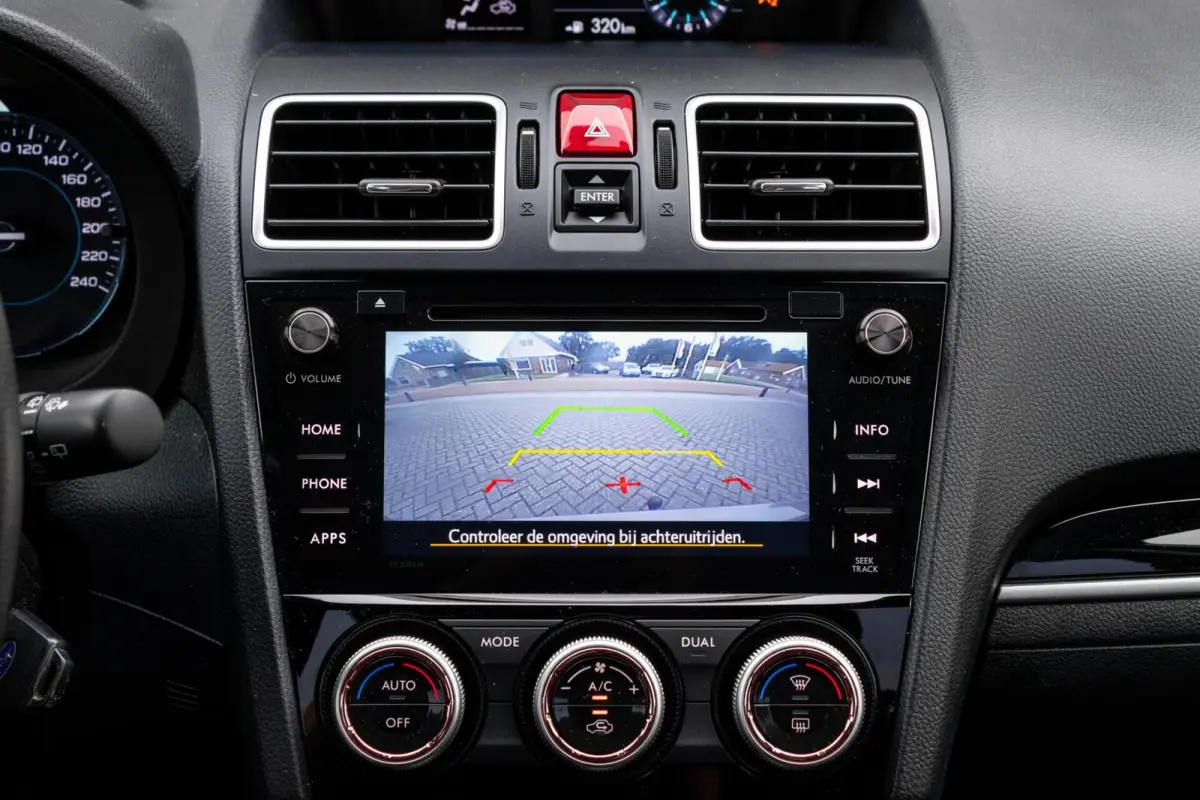 2.0 CVT AWD Luxury Plus | Eyesight | Trekhaak | Adaptive cruise control |