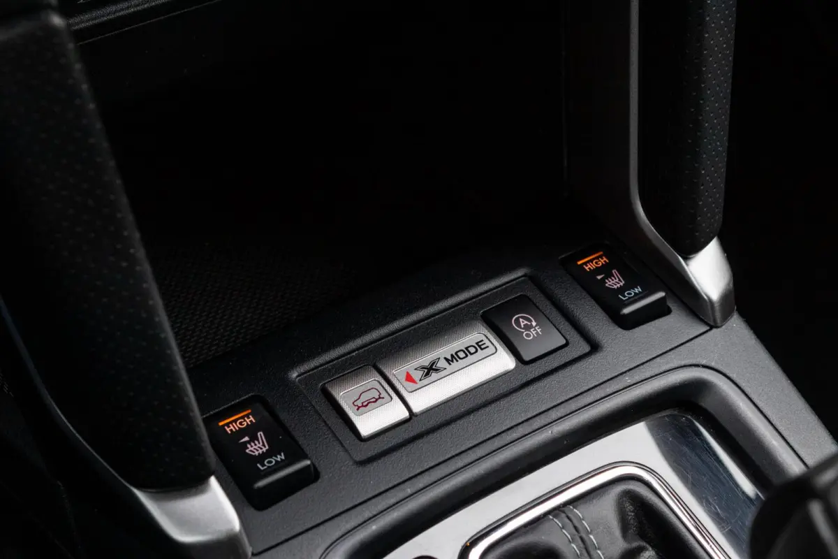 2.0 CVT AWD Luxury Plus | Eyesight | Trekhaak | Adaptive cruise control |