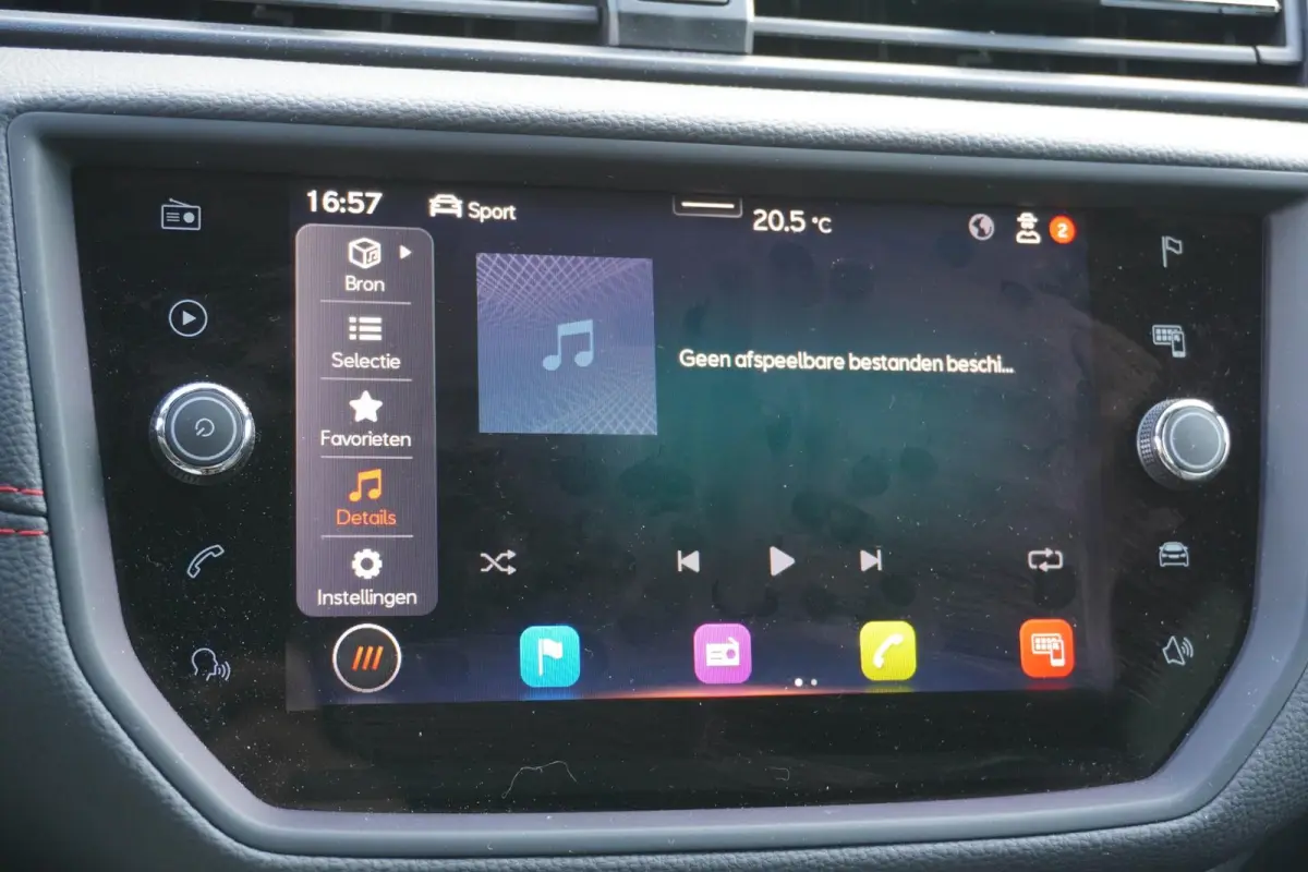 1.0 TSI 95pk FR Business Intense | Beats Audio | Climatronic | Navigatie | Full link