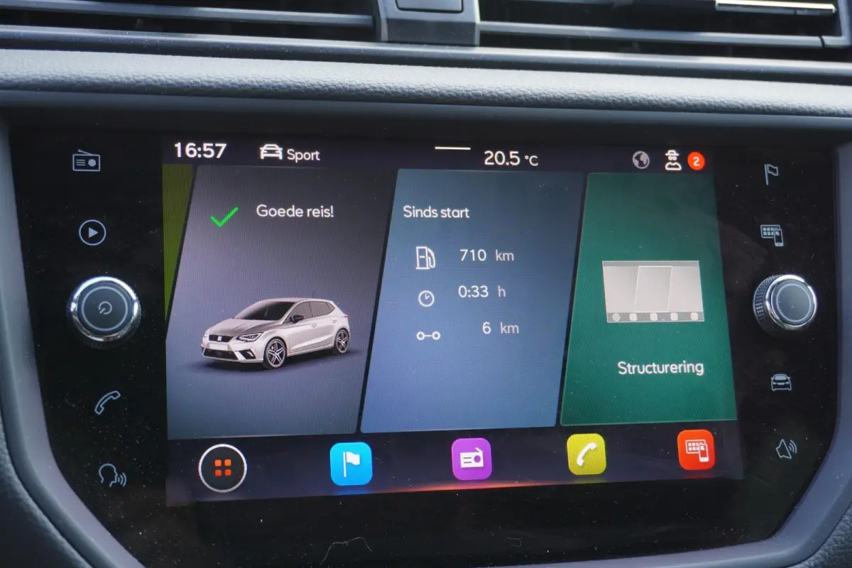 1.0 TSI 95pk FR Business Intense | Beats Audio | Climatronic | Navigatie | Full link