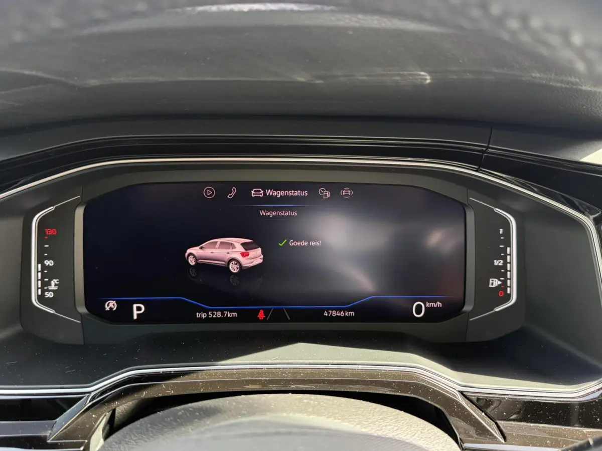 1.0 TSI R-Line Pano|Matrix|IQ|ACC|Camera