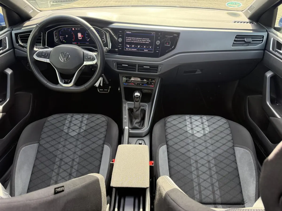 1.0 TSI R-Line Pano|Matrix|IQ|ACC|Camera