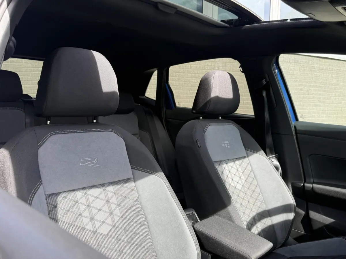 1.0 TSI R-Line Pano|Matrix|IQ|ACC|Camera