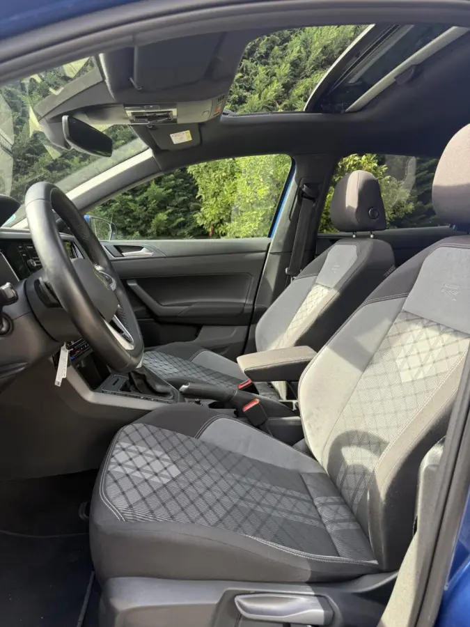 1.0 TSI R-Line Pano|Matrix|IQ|ACC|Camera