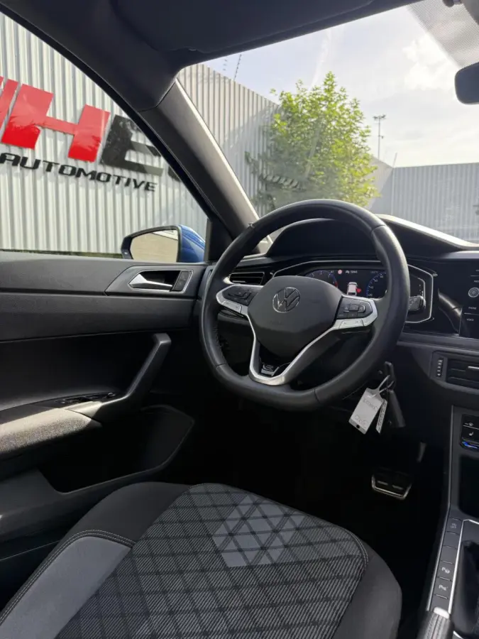 1.0 TSI R-Line Pano|Matrix|IQ|ACC|Camera
