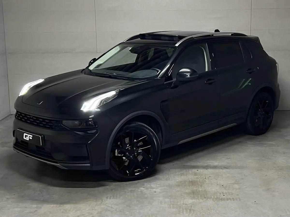 1.5 Plug-in Black Edition Sfeerver. CarPlay 360°
