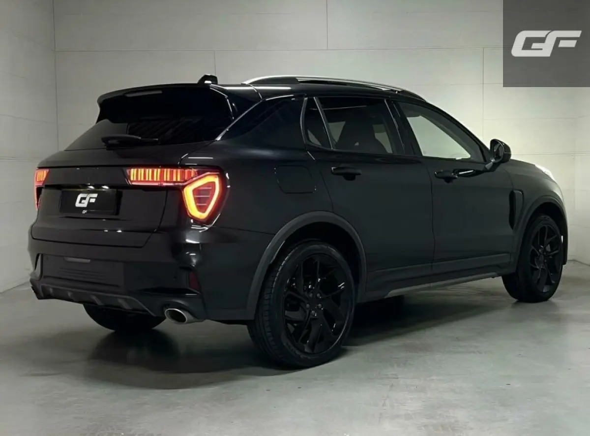 1.5 Plug-in Black Edition Sfeerver. CarPlay 360°