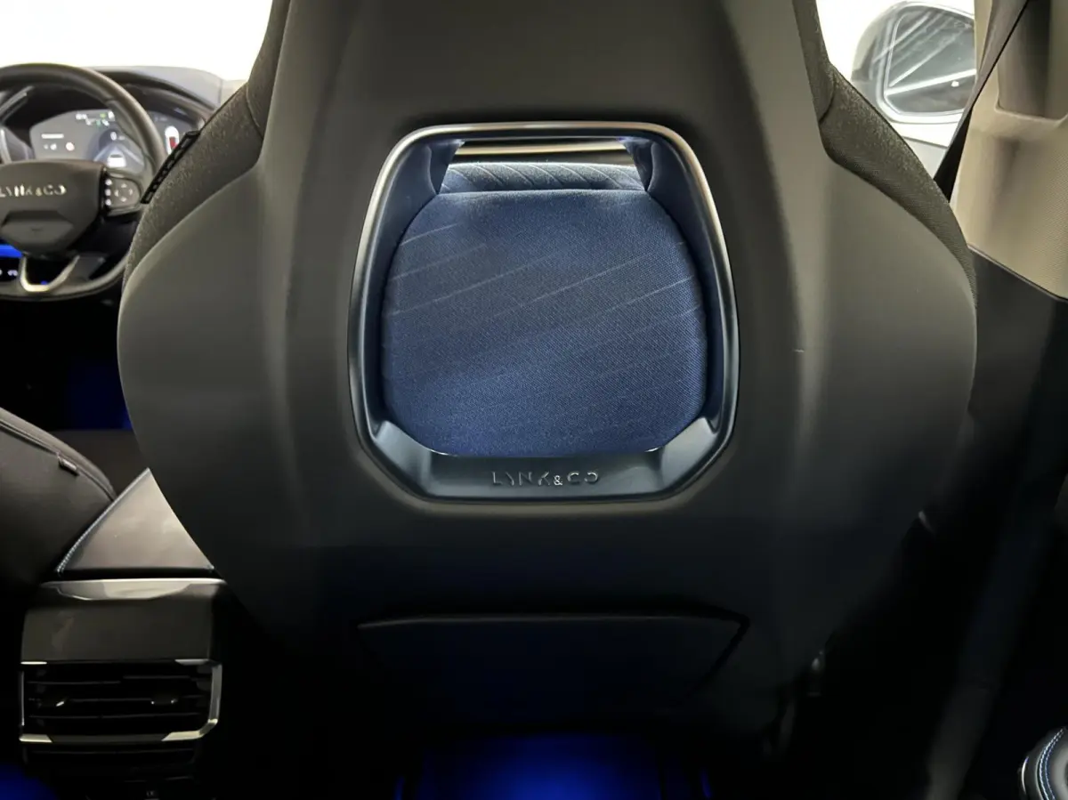 1.5 Plug-in Black Edition Sfeerver. CarPlay 360°