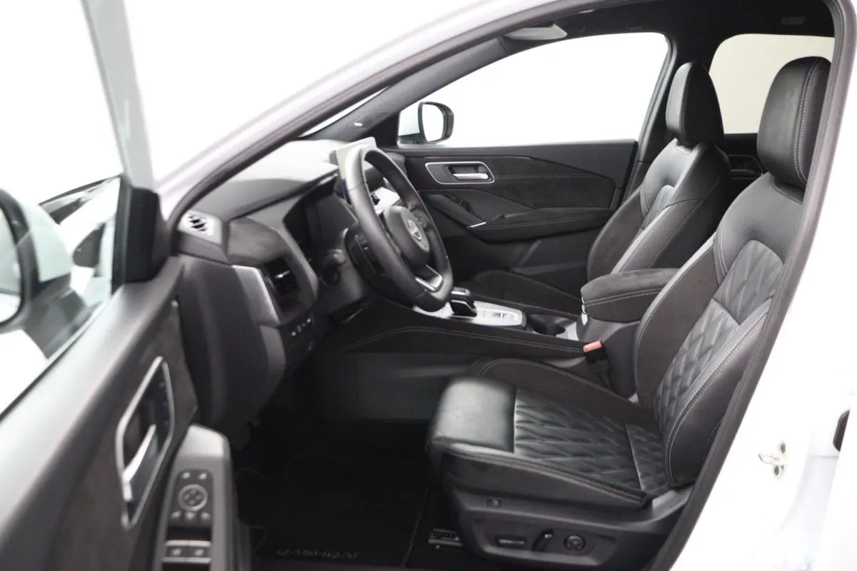 1.3 MHEV Xtronic Tekna Plus | Lederen Bekl. | Panoramadak | BOSE Audio |