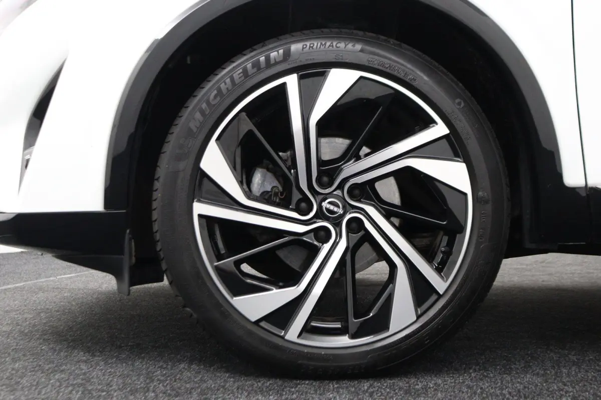 1.3 MHEV Xtronic Tekna Plus | Lederen Bekl. | Panoramadak | BOSE Audio |