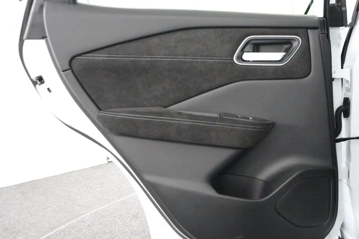 1.3 MHEV Xtronic Tekna Plus | Lederen Bekl. | Panoramadak | BOSE Audio |