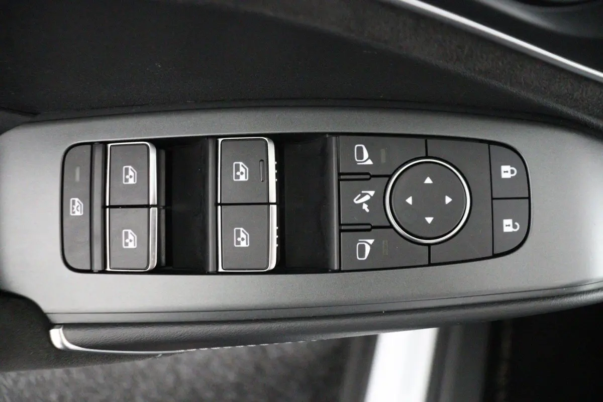 1.3 MHEV Xtronic Tekna Plus | Lederen Bekl. | Panoramadak | BOSE Audio |