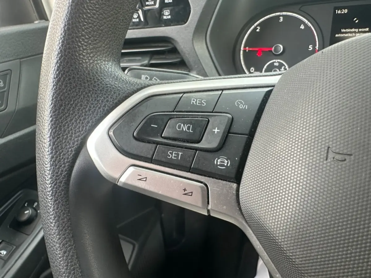 2.0 TDI 6-bak bj2021 *Airco *Cruise *Apple carplay *Trekhaak *NL auto