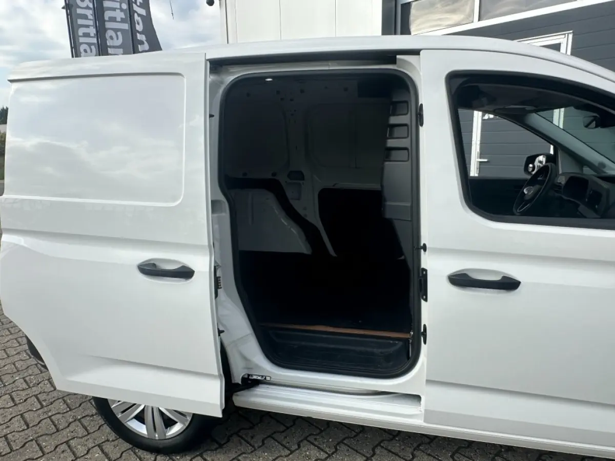 2.0 TDI 6-bak bj2021 *Airco *Cruise *Apple carplay *Trekhaak *NL auto