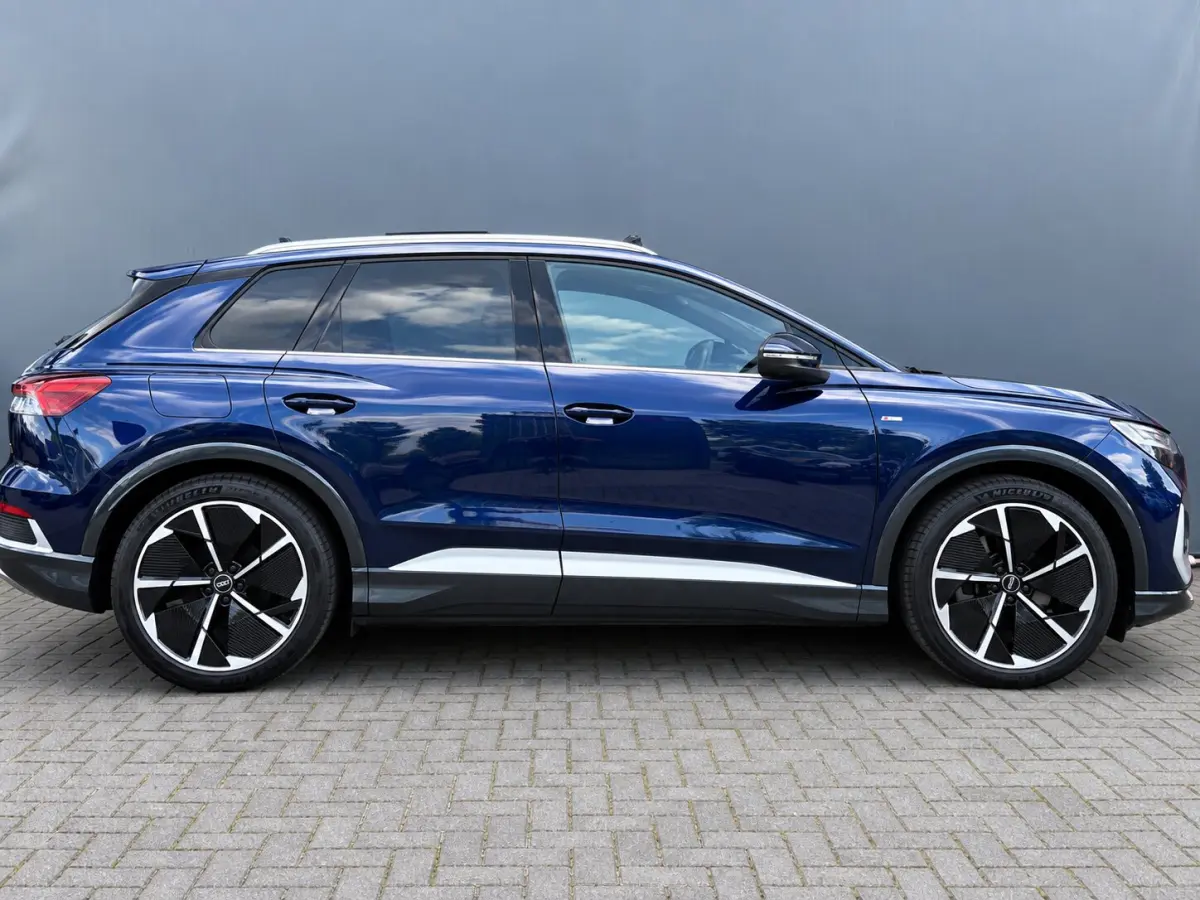 BWJ 2021 40 Launch edition 204 PK S Competition 77 kWh ADAPTIVE CRUISE | 360 CAM. | KEYLESS | PANODAK | MEMORY | RS STOELEN | HUD | DODE HOEK | ELKTR.STOELEN | LEDER | STOELVERW. | ELEK. KLE