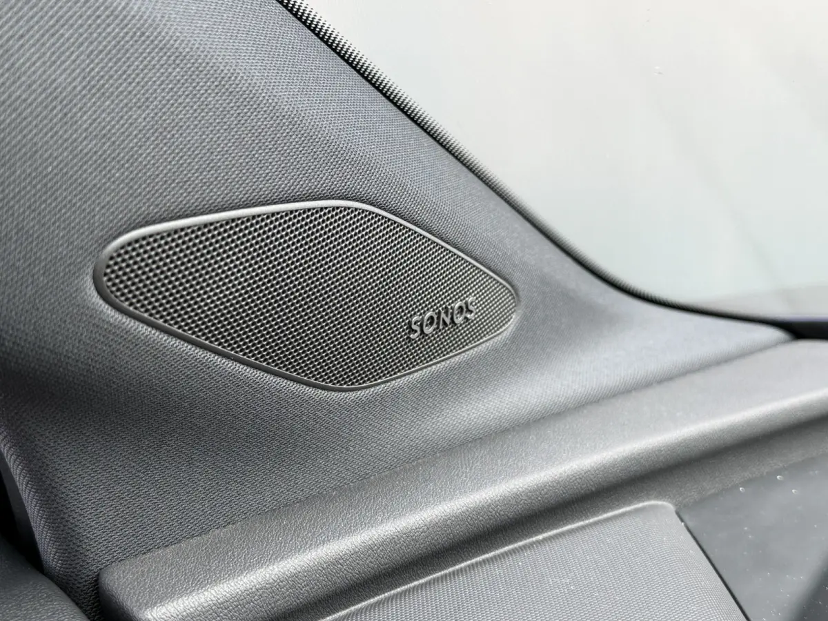 BWJ 2021 40 Launch edition 204 PK S Competition 77 kWh ADAPTIVE CRUISE | 360 CAM. | KEYLESS | PANODAK | MEMORY | RS STOELEN | HUD | DODE HOEK | ELKTR.STOELEN | LEDER | STOELVERW. | ELEK. KLE