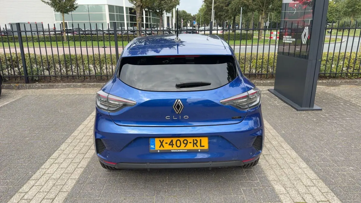 E-Tech full hybrid 145 evolution | Apple Carplay/Android Auto | Pack Look |