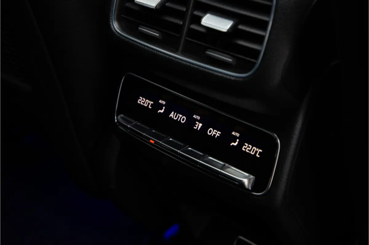 400 e 4MATIC AMG Line Premium Plus Manufaktur, Head-Up, Stoelventilatie, Distronic, Airmatic