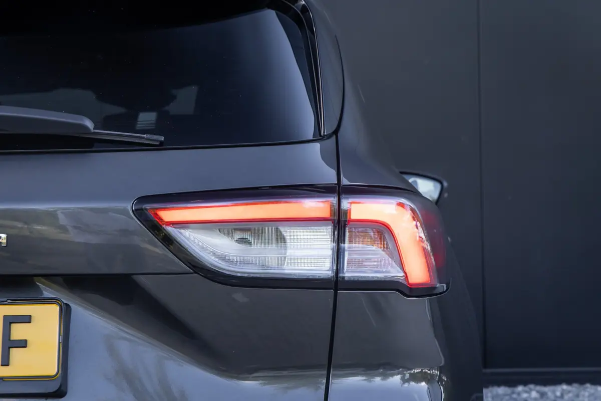 2.5 FHEV ST-Line X | Adaptieve cruise | B&O Audio | Head-up display | Full LED | Winter-pack | Keyless | Dodehoek detectie| Elec. stoel en achterklep