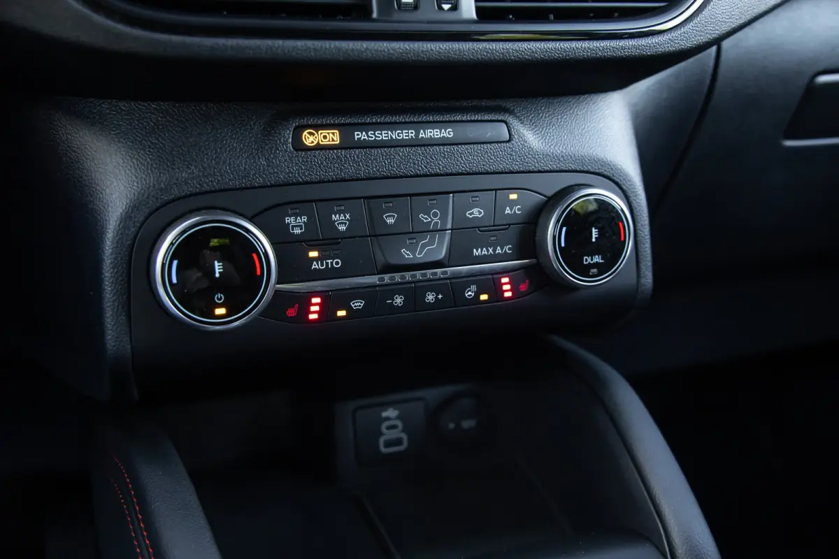 2.5 FHEV ST-Line X | Adaptieve cruise | B&O Audio | Head-up display | Full LED | Winter-pack | Keyless | Dodehoek detectie| Elec. stoel en achterklep