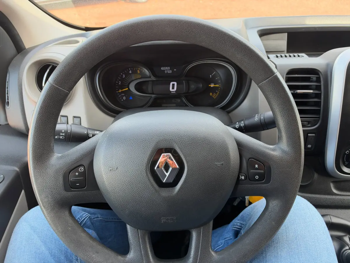 1.6 dCi T29 L1H1 Navigatie / Airco / Imperiaal