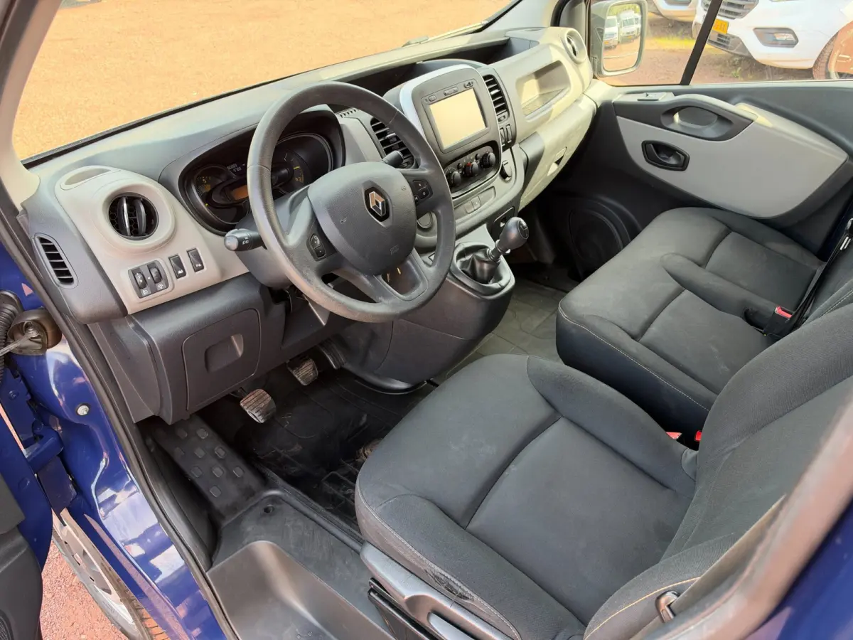 1.6 dCi T29 L1H1 Navigatie / Airco / Imperiaal