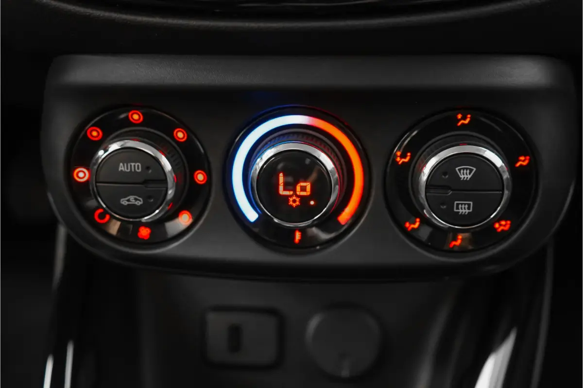 1.4 Unlimited Stuur & Stoelverw Climate Bluetooth