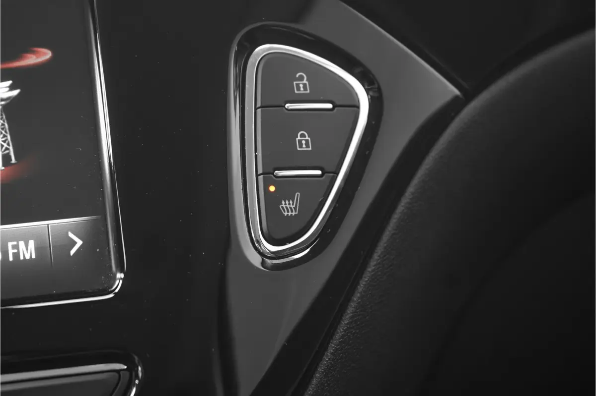 1.4 Unlimited Stuur & Stoelverw Climate Bluetooth