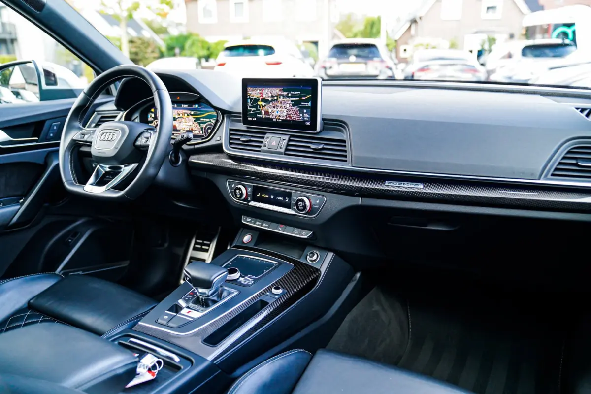 SQ5 3.0 TFSI SQ5 quattro Pro Line Plus | Carbon Pakket | Bang&Olufsen | Trekhaak | Panorama | RS Zetels | Head up | ACC | LED