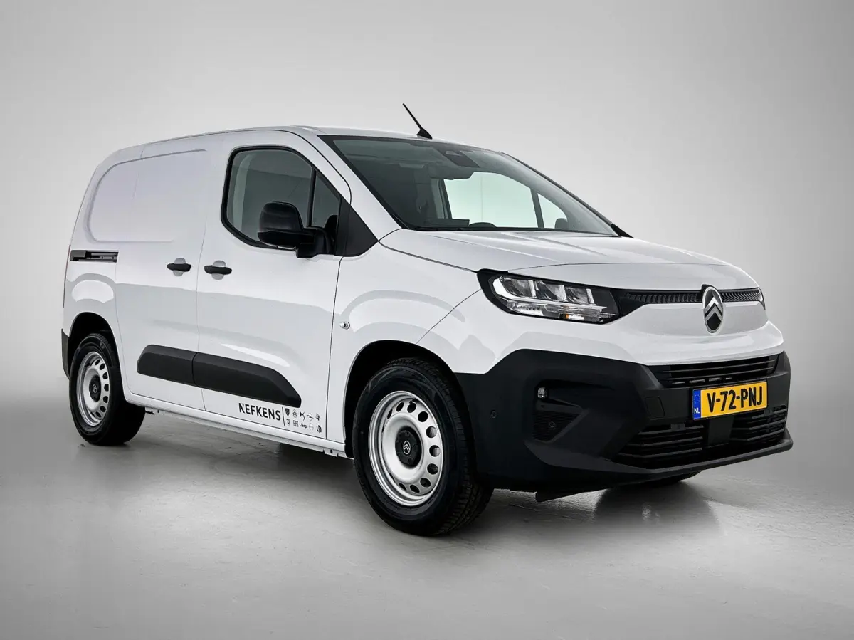 50 kWh 136pk | DEMO | Extreem lage kilometerstand! | 336km WLTP Actieradius | Navigatie | Houten laadruimte afwerking | Achteruitrij camera