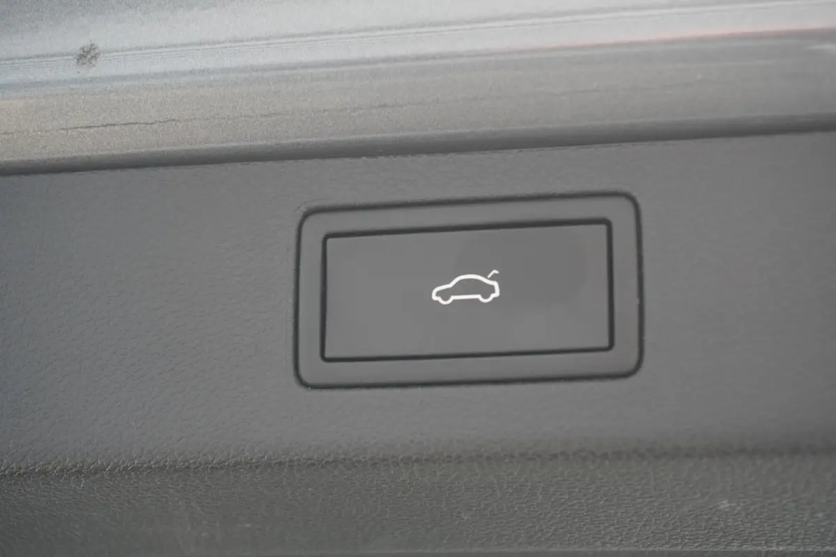 1.5 TSI 150pk DSG ACT Business Edition | Panoramadak | Trekhaak | Navigatie | Camera | Adaptive Cruise | Clima | stoel/stuur Verwarming