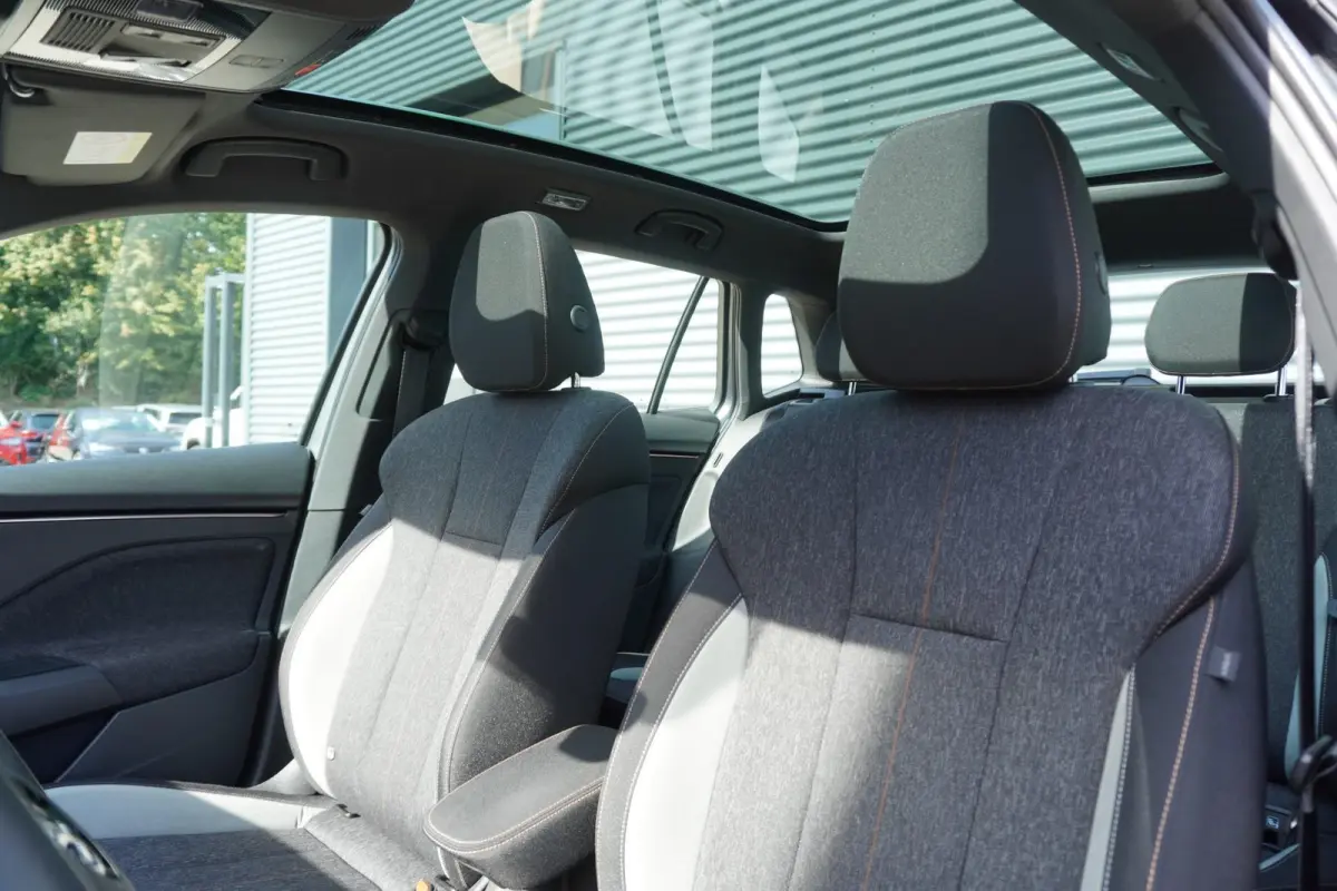 1.5 TSI 150pk DSG ACT Business Edition | Panoramadak | Trekhaak | Navigatie | Camera | Adaptive Cruise | Clima | stoel/stuur Verwarming