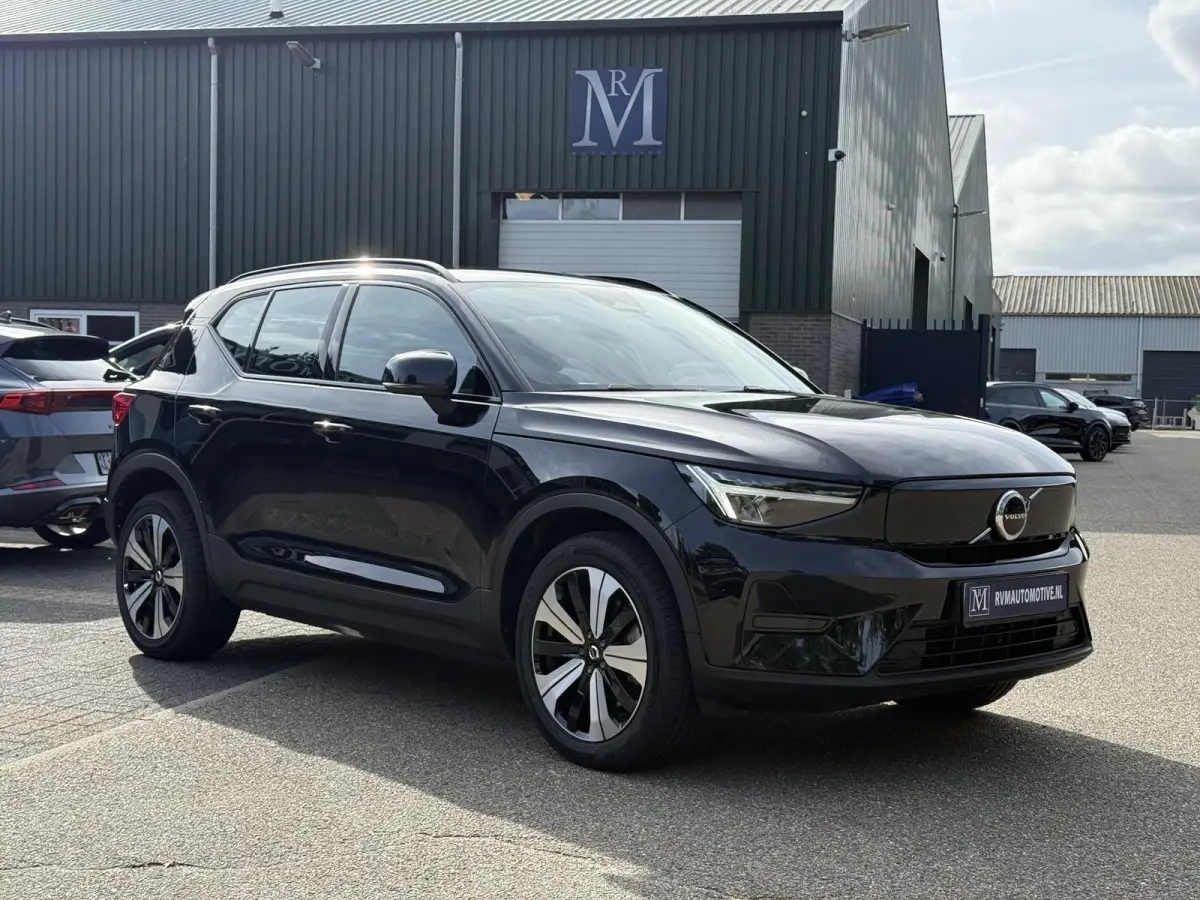 Core 70 kWh VAN: € 31.900- VOOR: € 29.877,- UW HERFSTVOORDEEL: € 2.023,-| SOH 91%| ELEK. TREKHAAK| WINTERPAKKET| STOEL +STUURVERWARMING| WARMTEPOMP| ACHTERUITRIJCAMERA| RIJKLAARPRIJS I