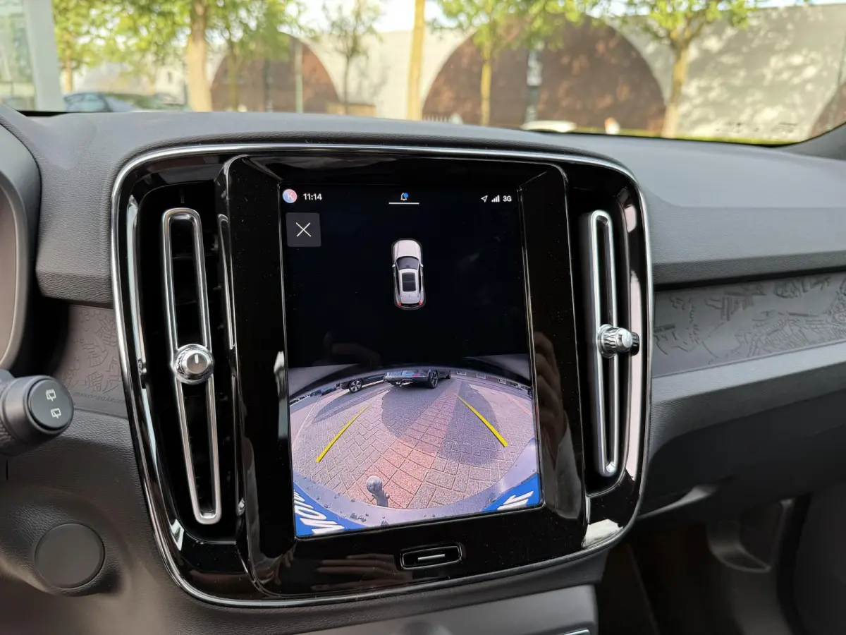 Core 70 kWh VAN: € 31.900- VOOR: € 29.877,- UW HERFSTVOORDEEL: € 2.023,-| SOH 91%| ELEK. TREKHAAK| WINTERPAKKET| STOEL +STUURVERWARMING| WARMTEPOMP| ACHTERUITRIJCAMERA| RIJKLAARPRIJS I