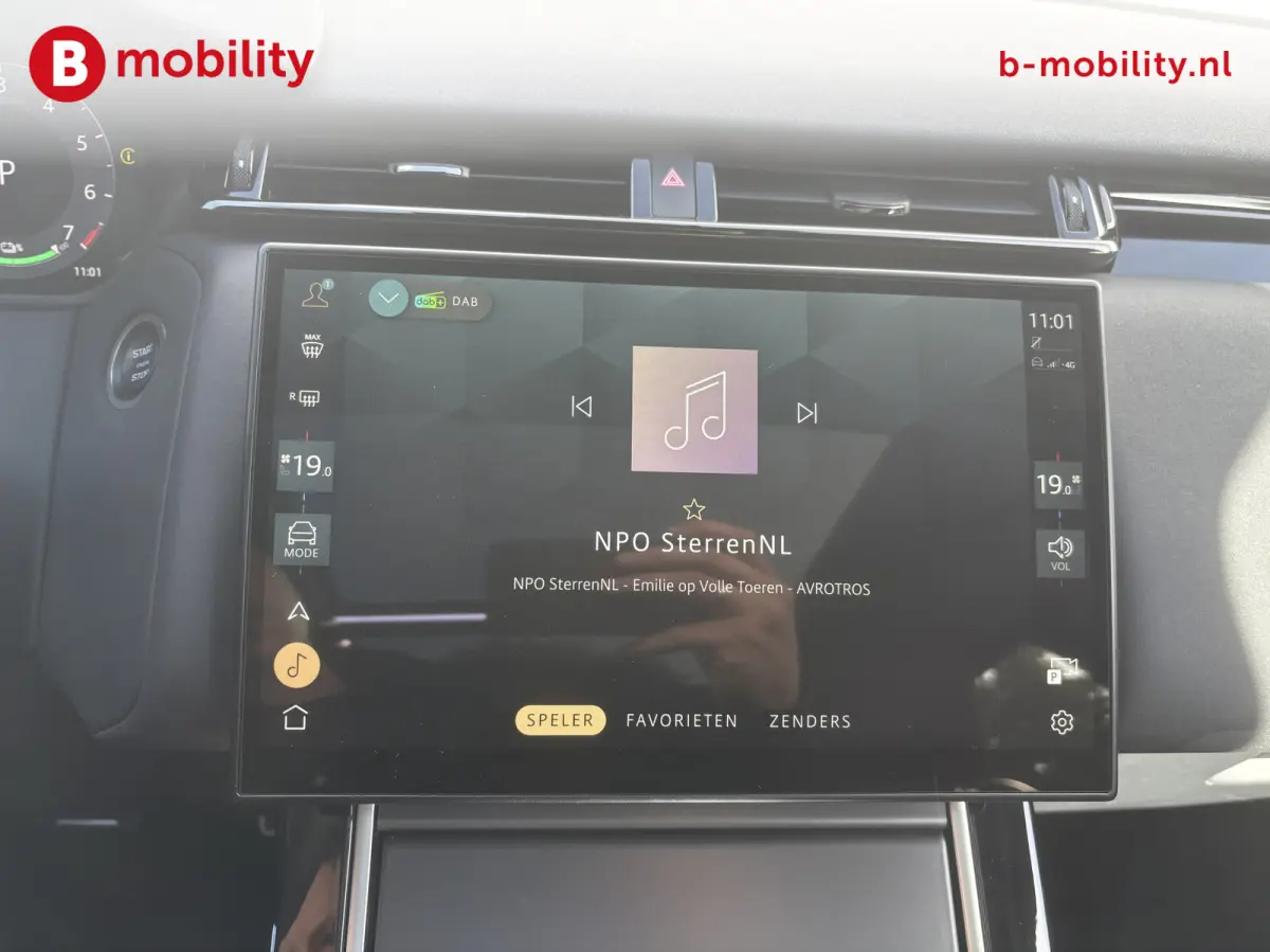 2.0 P400e AWD Dynamic SE PHEV Panoramadak Meridian Sound | Adaptive Cruise Control | 360 Camera | Leer | DAB