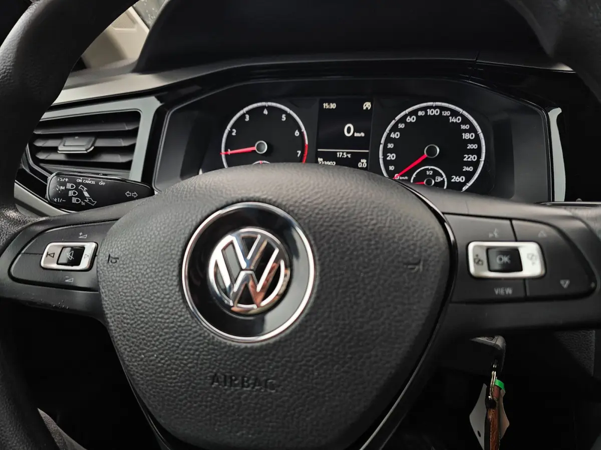 1.0 TSI bj 2018 Airco/Cruise APK 30-06-2027