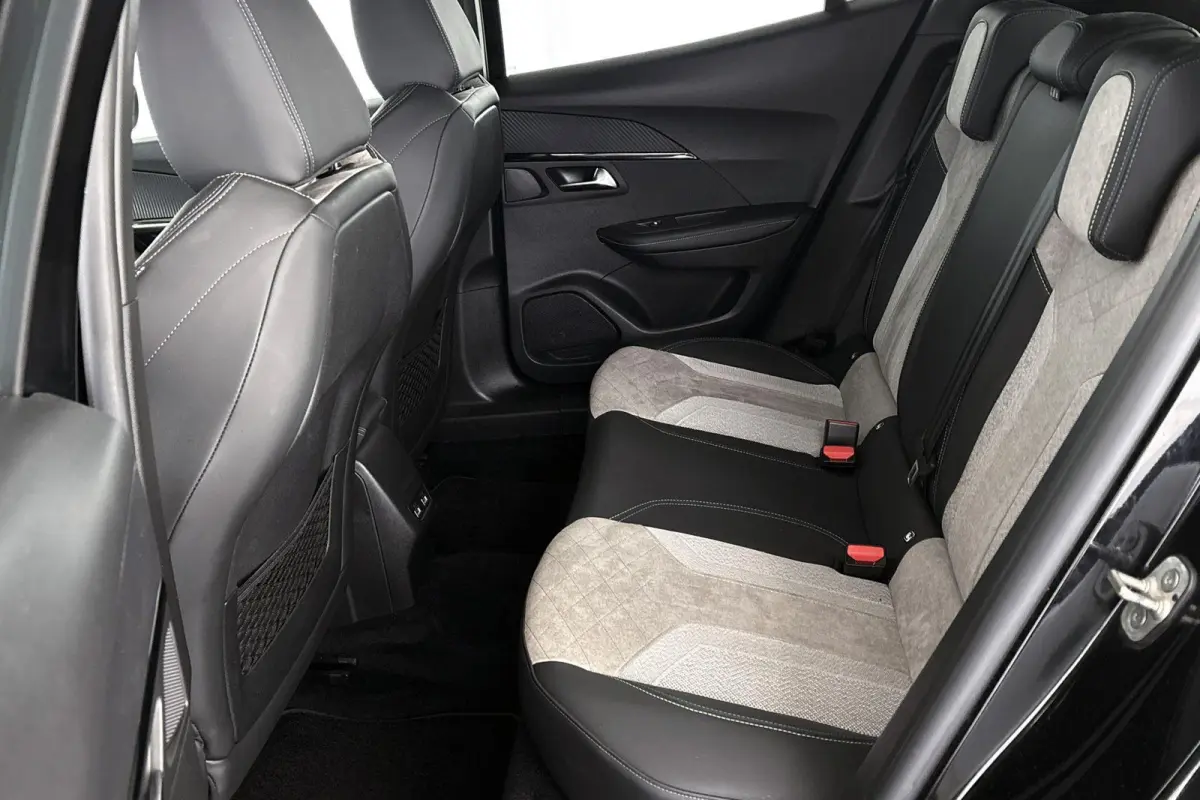 EV GT Pack 50 kWh Stoelverwarming Camera Keyless Apple CarPlay