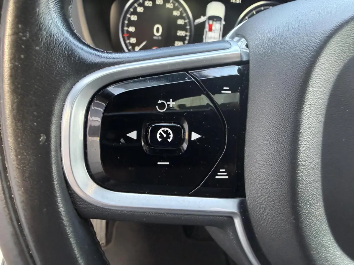 2.0 T5 AWD Inscription CARPLAY/PANO *ALL-IN PRIJS*