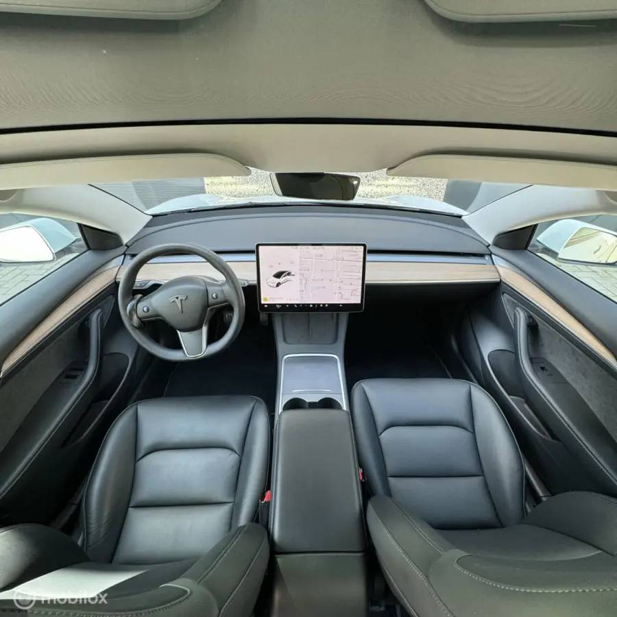 Long Range AWD + MMX PACK + IAP + SOH 92.1%