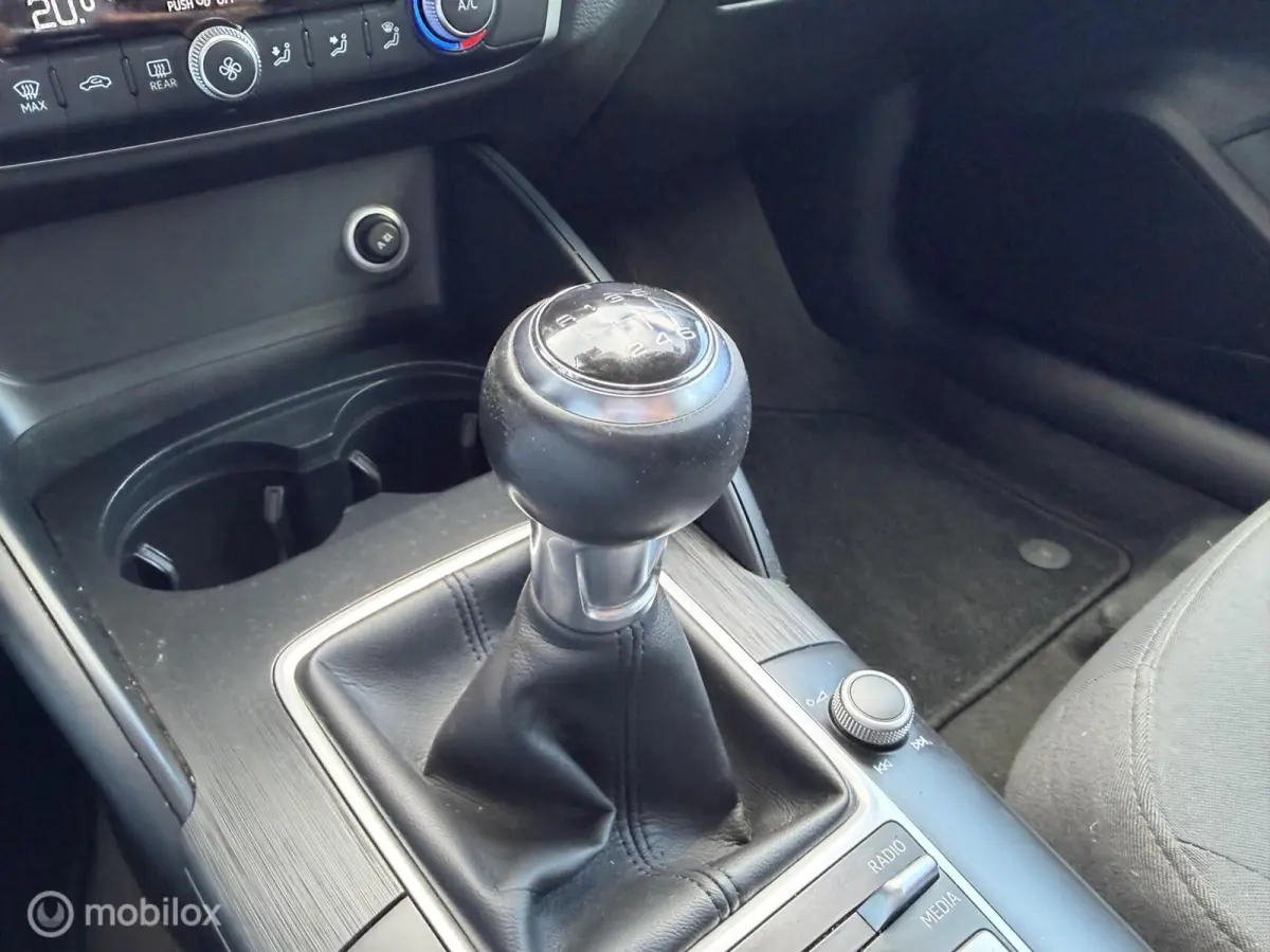 1.6 TDI Sport Lease Edition