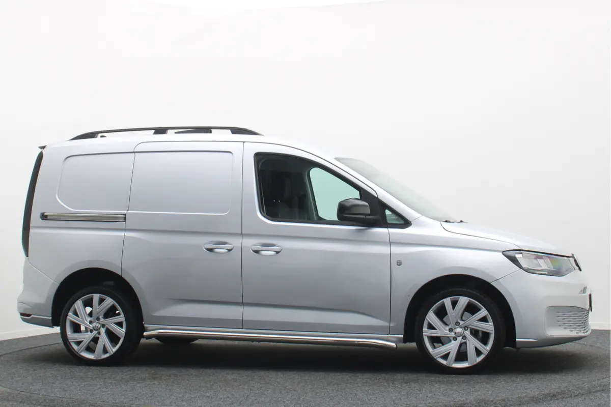 2.0 TDI Comfort Airco, Cruise, Camera, Apple Carplay, Elektrisch Pakket, PDC, 18''