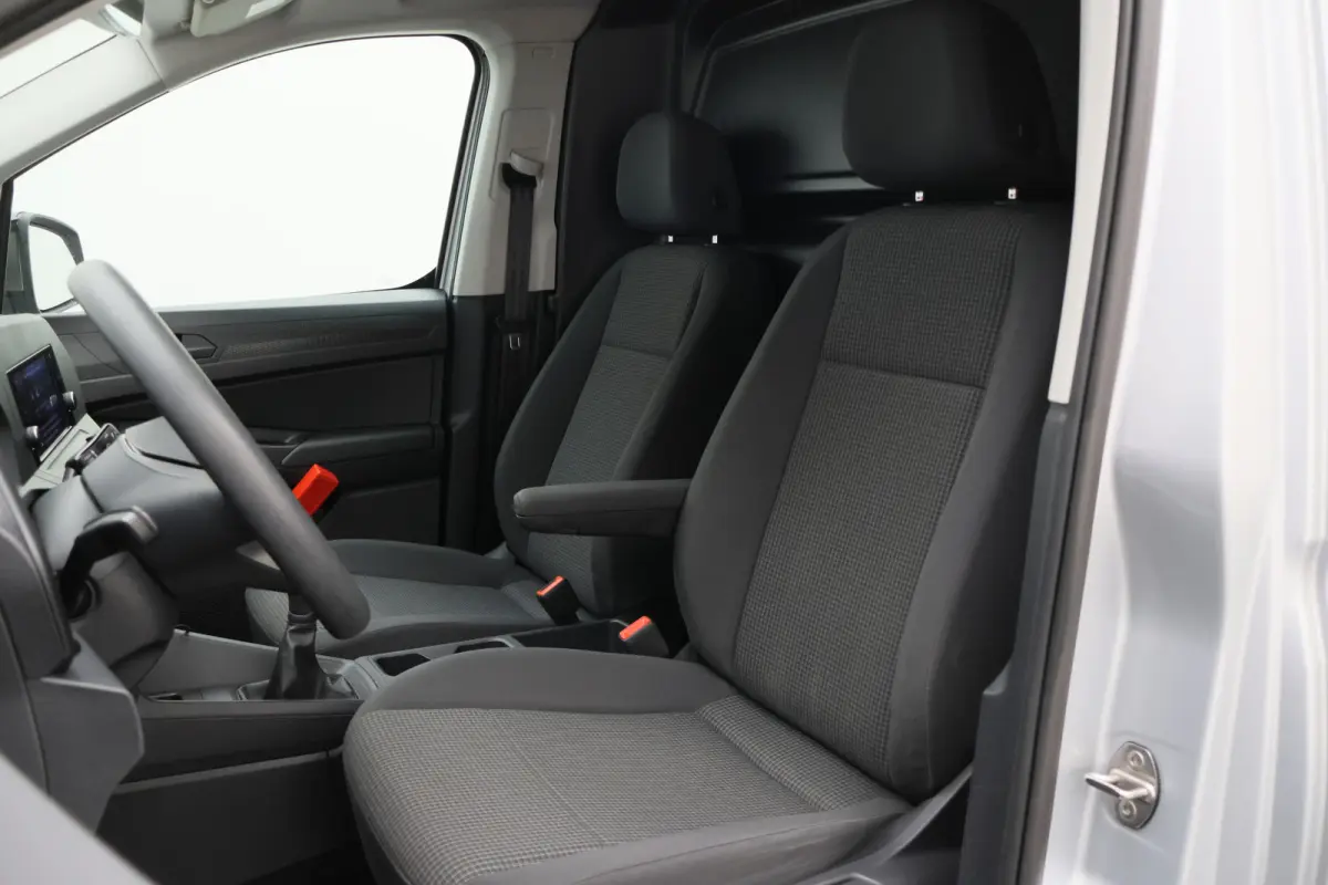 2.0 TDI Comfort Airco, Cruise, Camera, Apple Carplay, Elektrisch Pakket, PDC, 18''