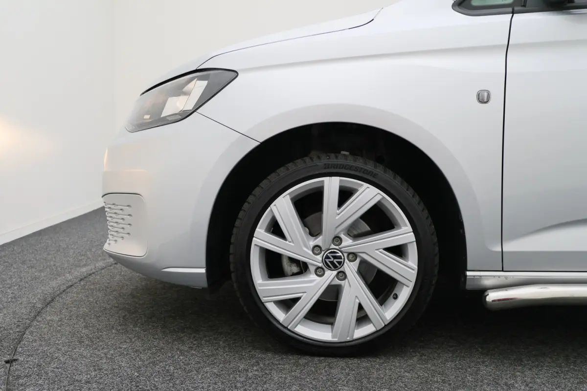 2.0 TDI Comfort Airco, Cruise, Camera, Apple Carplay, Elektrisch Pakket, PDC, 18''
