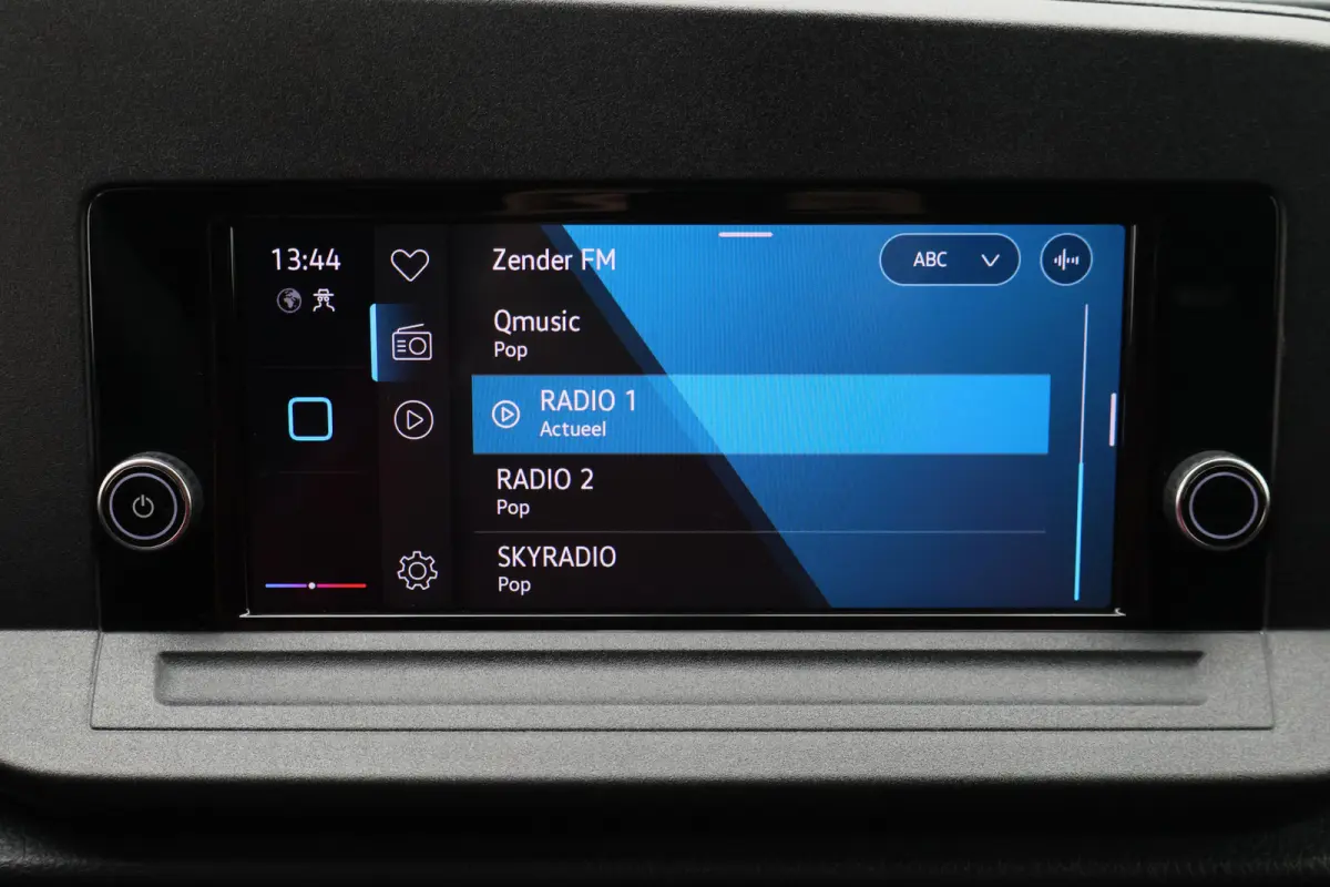 2.0 TDI Comfort Airco, Cruise, Camera, Apple Carplay, Elektrisch Pakket, PDC, 18''