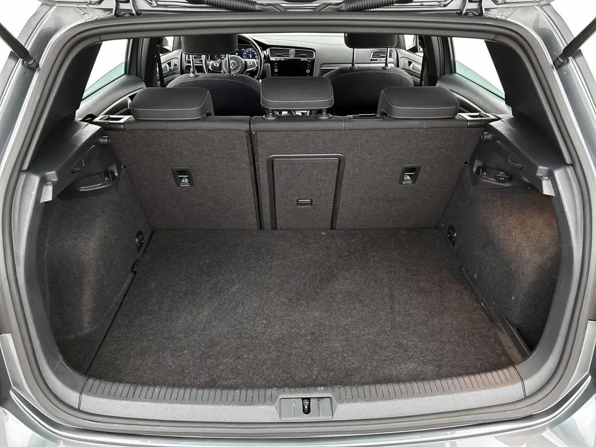 1.4 TSI PHEV GTE | Automaat | Climate Control | Achteruitrijcamera | Cruise Control | Lichtmetalen Velgen |