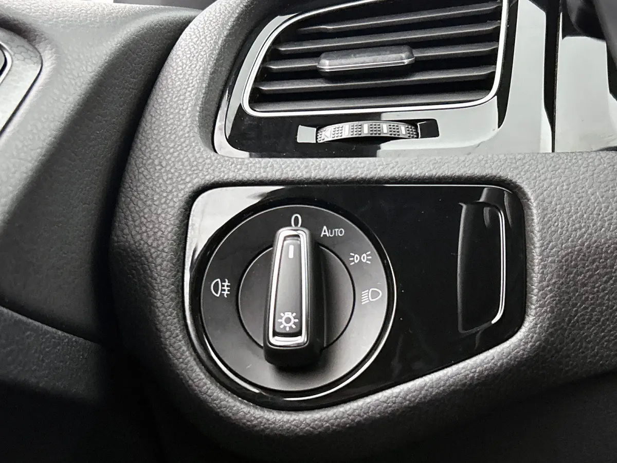 1.4 TSI PHEV GTE | Automaat | Climate Control | Achteruitrijcamera | Cruise Control | Lichtmetalen Velgen |