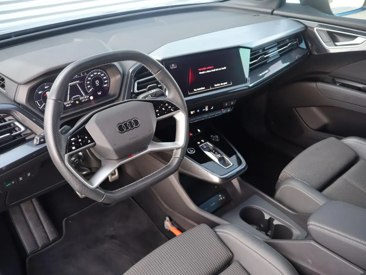 35 170pk S edition 55 kWh | Apple Carplay/Android Auto | Voorstoelen Verwarmd | Achteruitrijcamera | Adaptive Cruise | Matrix LED | Waterpomp